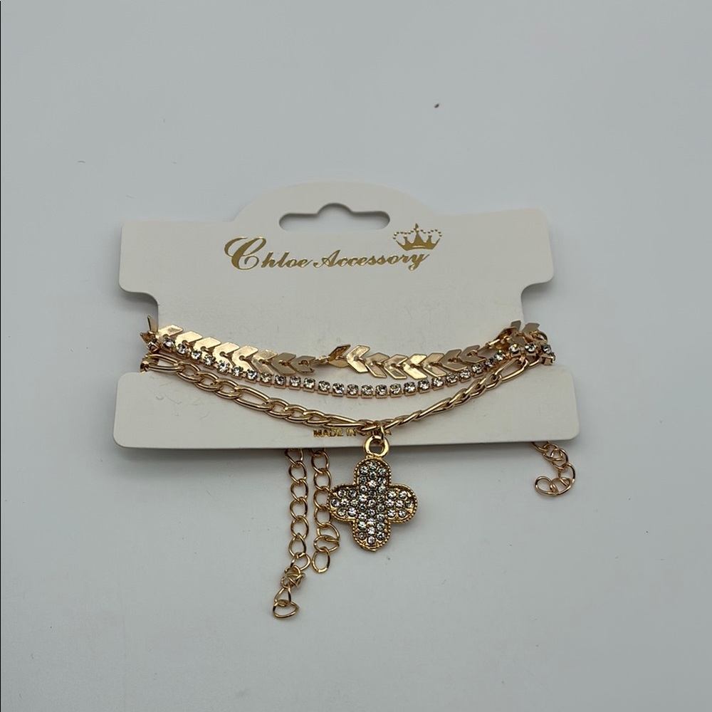 NWT 3 bracelet clover Gold Layered Bracelet set
